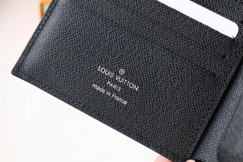 LV Wallets 4178H-0103