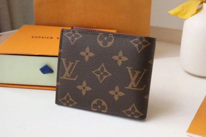 LV Wallets 4178H-0106