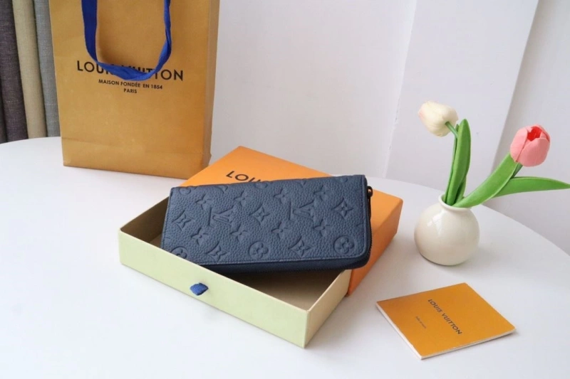 LV Wallets 4178H-0161