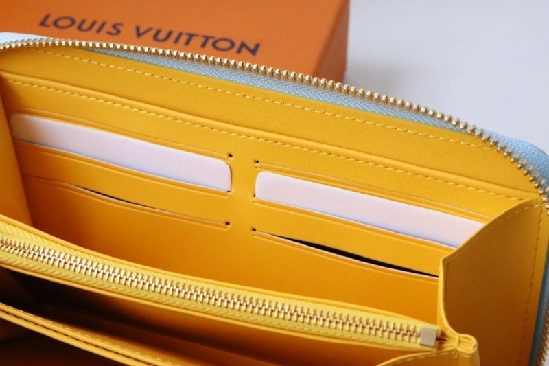LV Wallets 4178H-0173