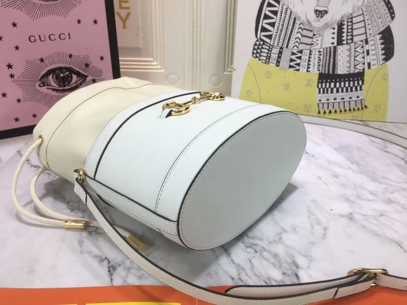 Gvc*1 bucket bags 4186-0483