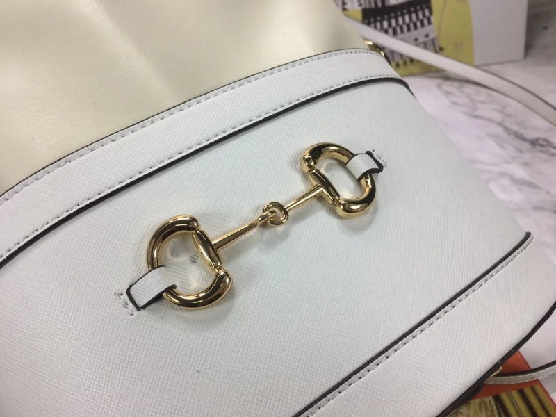 Gvc*1 bucket bags 4186-0483