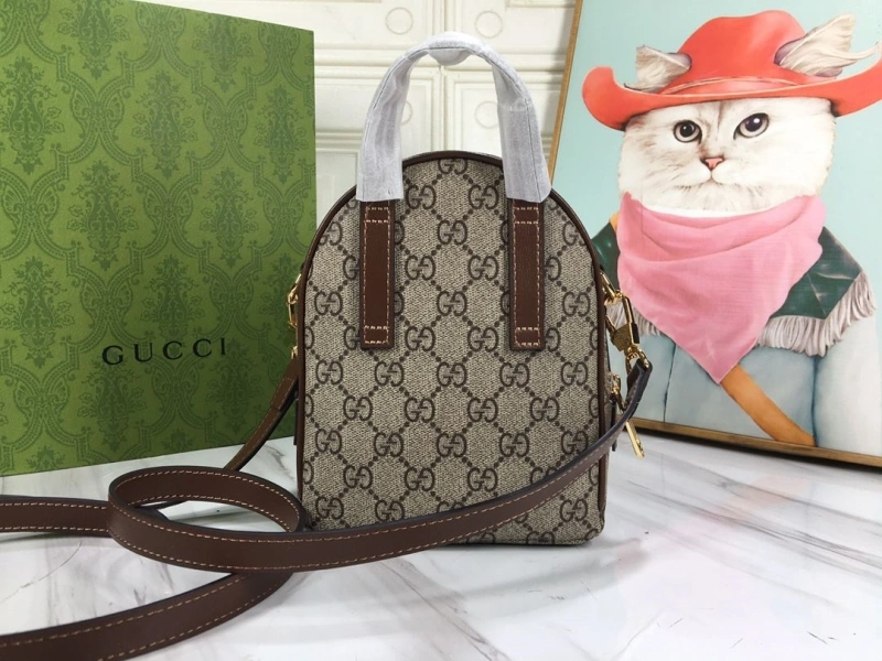 Gvc*1 backpacks 4189a-0157