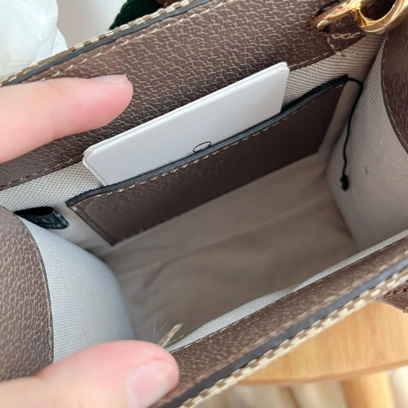 Gvc*1 top handle bags 4189a-1124