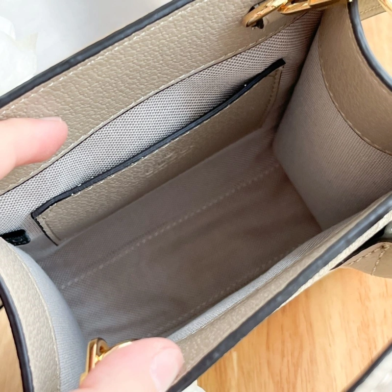 Gvc*1 top handle bags 4189a-1127