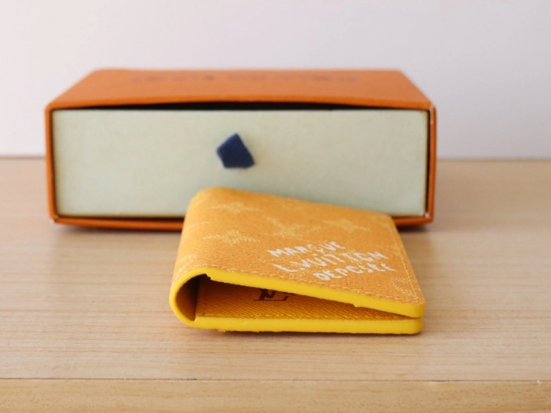 LV Wallets 4192A-0014