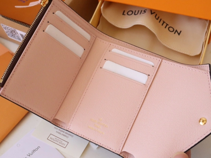 LV Wallets 4192A-0049