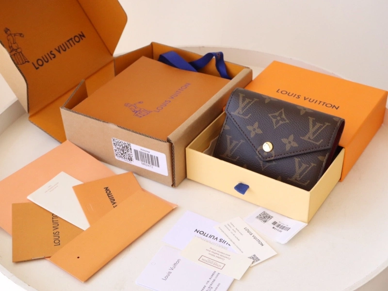 LV Wallets 4192A-0050