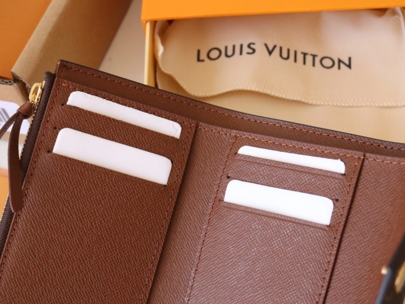LV Wallets 4192A-0051