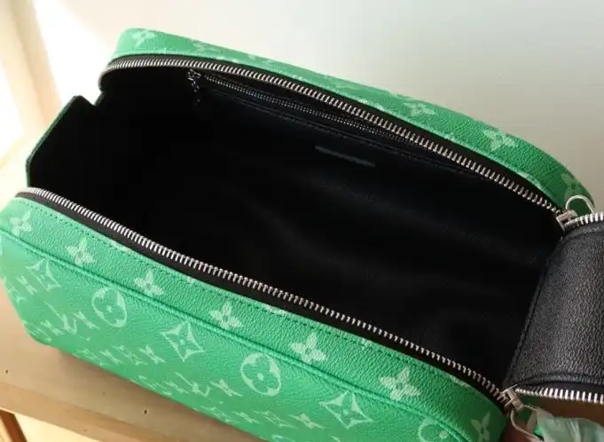 LV Cosmetic Bags 4192D-0161
