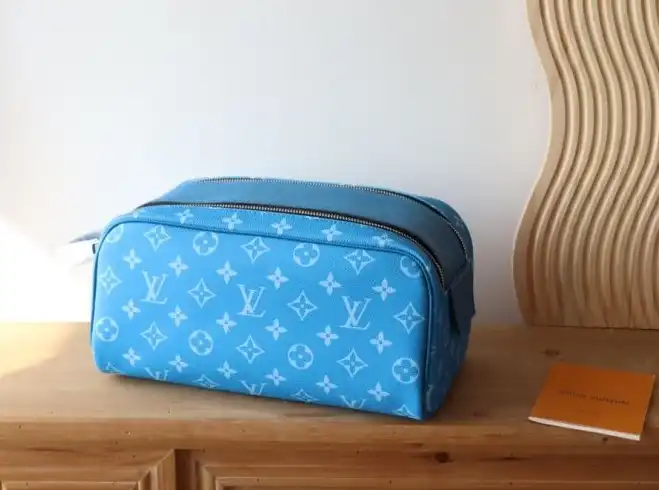 LV Cosmetic Bags 4192D-0162