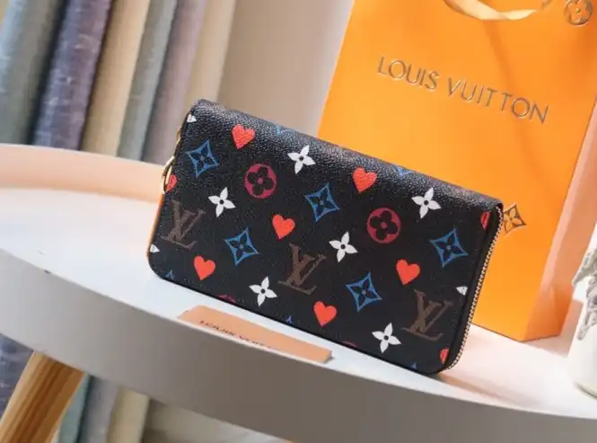 LV Wallets 4192F-0054