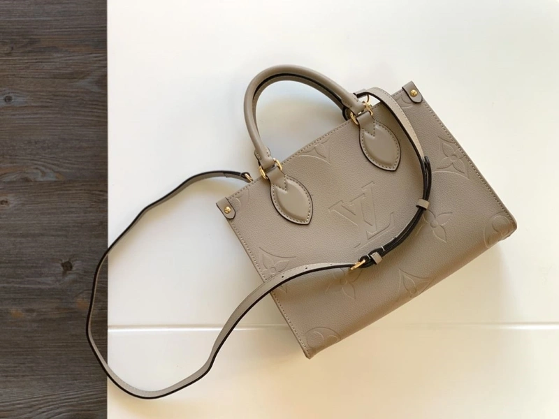 LV Shopping Bags 4194A-0092