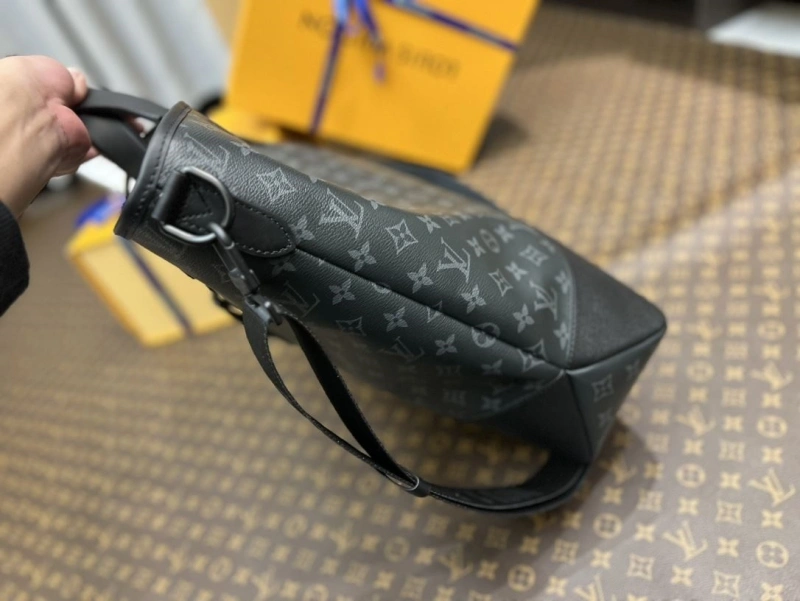 LV Mens Briefcases 4194A-0158