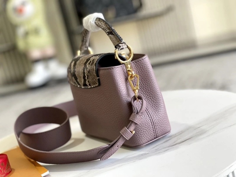 LV Capucines Bags 4194A-0262