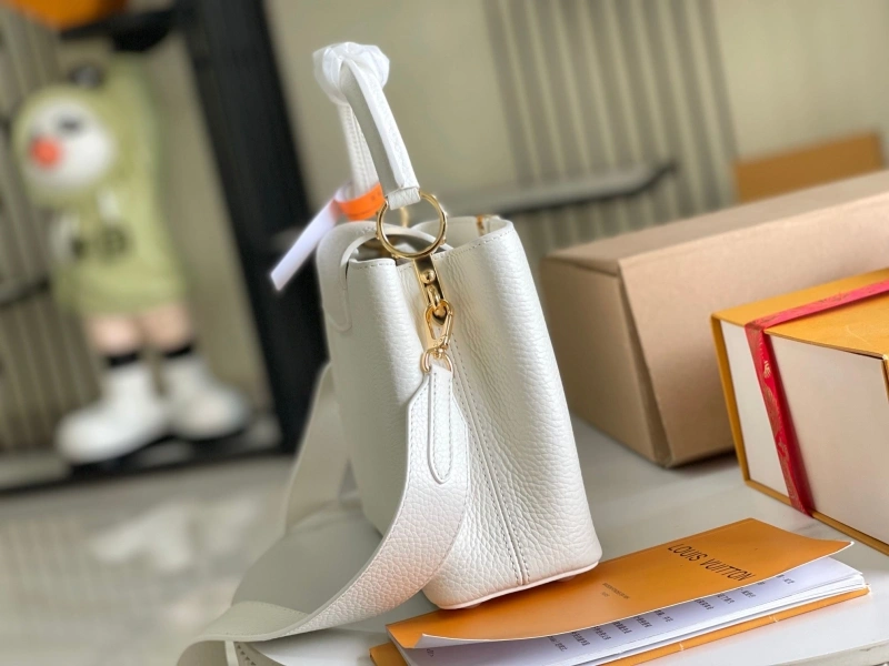 LV Capucines Bags 4194A-0280
