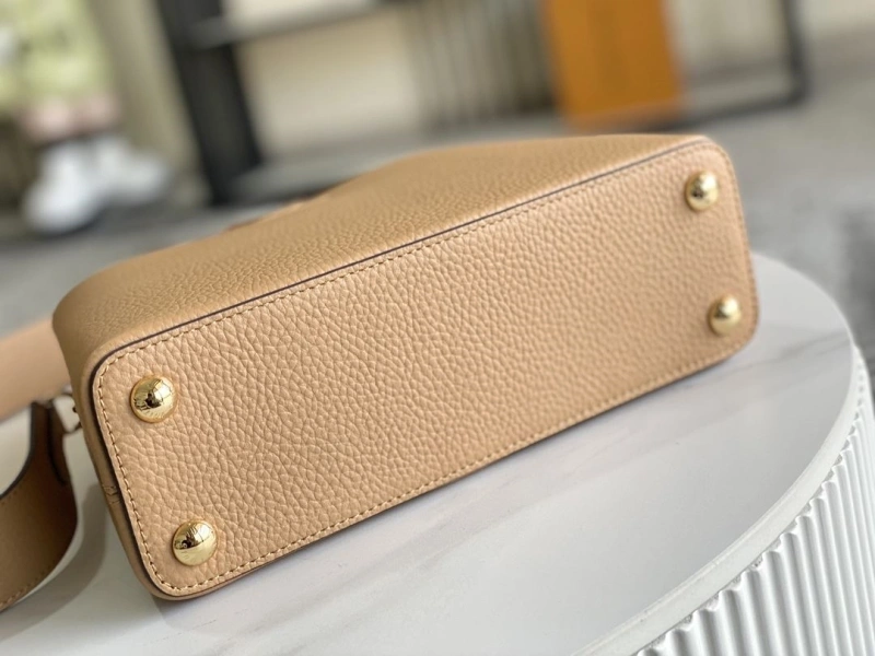 LV Capucines Bags 4194A-0294