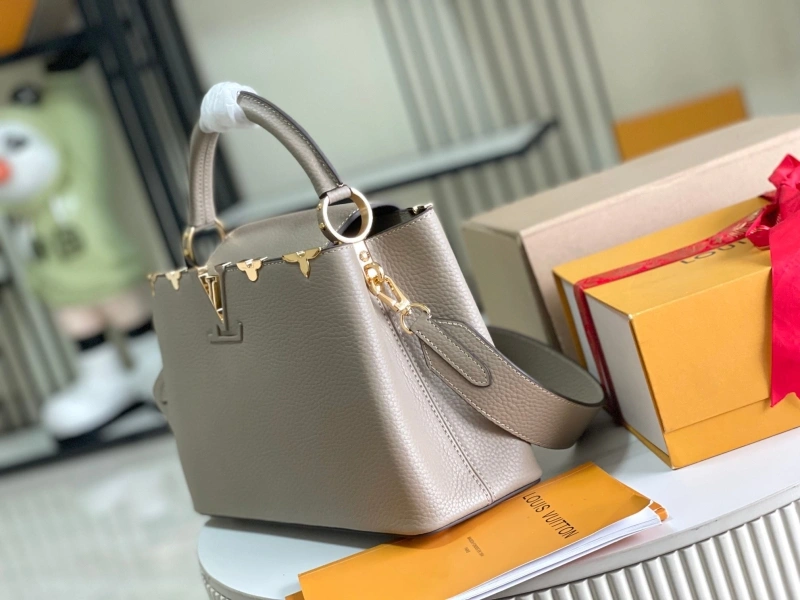 LV Capucines Bags 4194A-0328