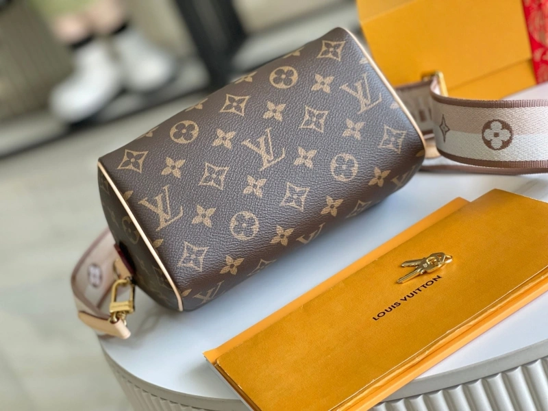 LV Speedy Bags 4194A-0392