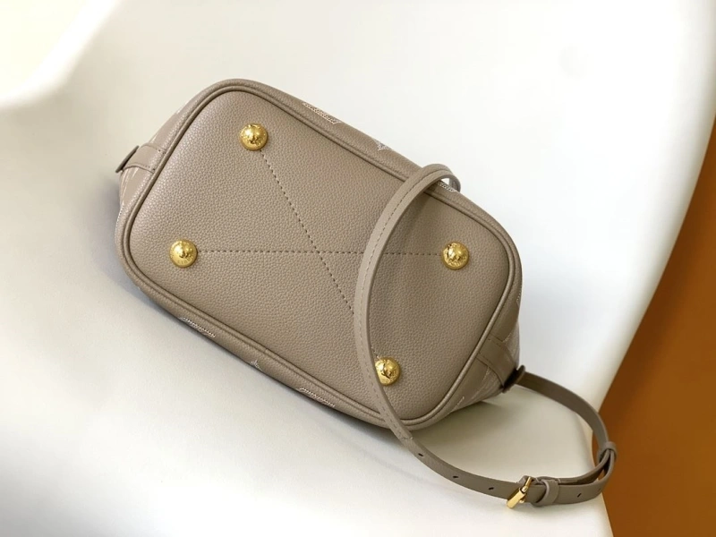 LV Shopping Bags 4194A-0448