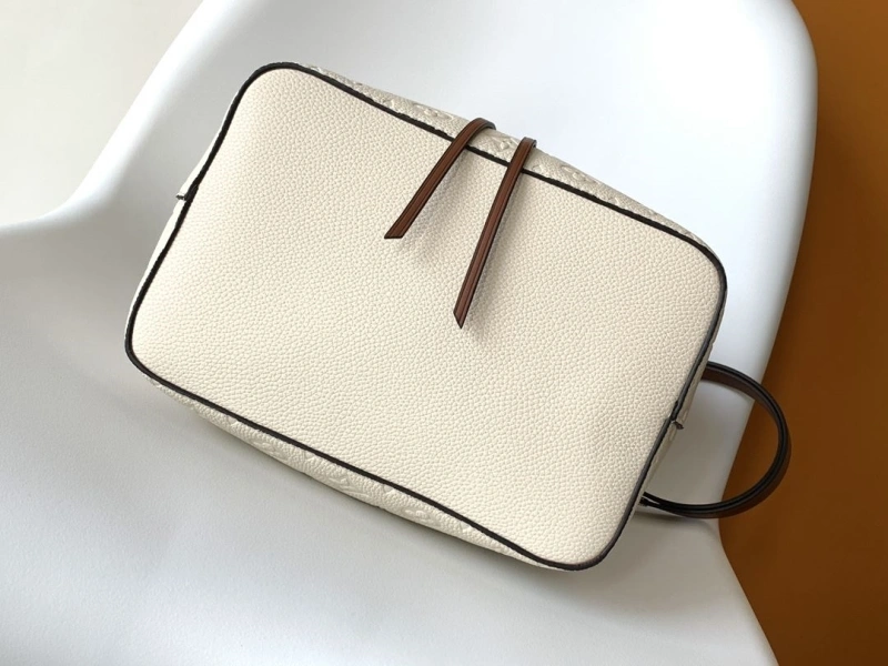 LV Bucket Bags 4194A-0695