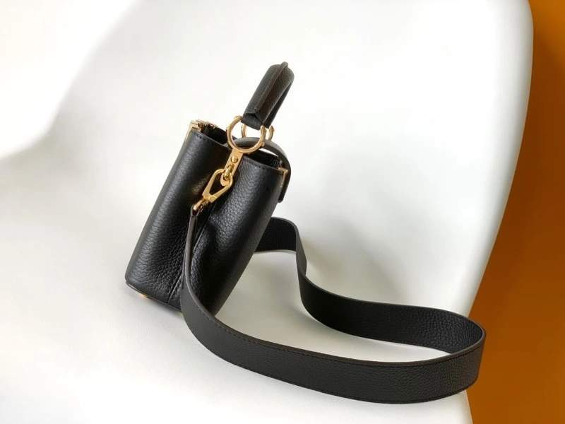 LV Capucines Bags 4194A-0860