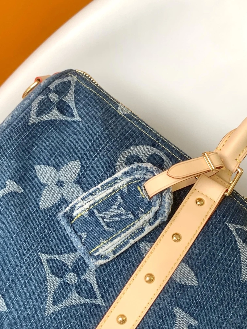 LV Travel Bags 4194A-1023