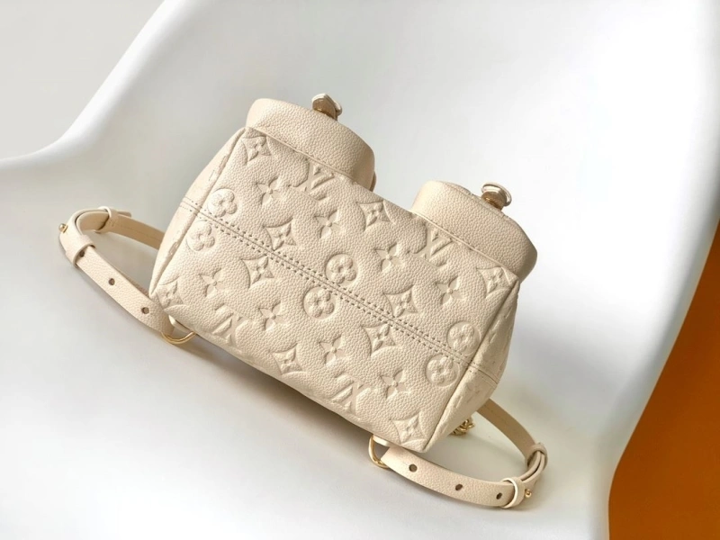 LV Backpacks 4194A-1094