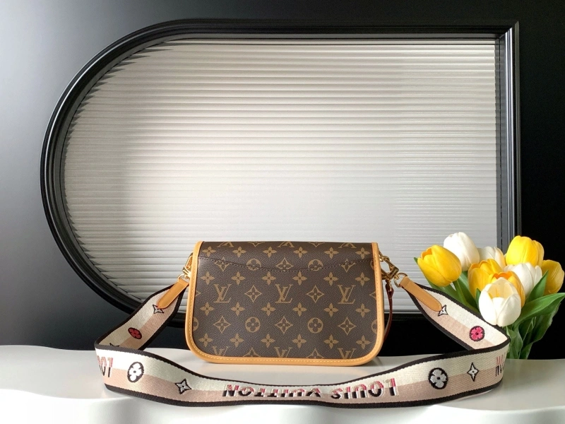 LV Satchel bags 4194A-1178