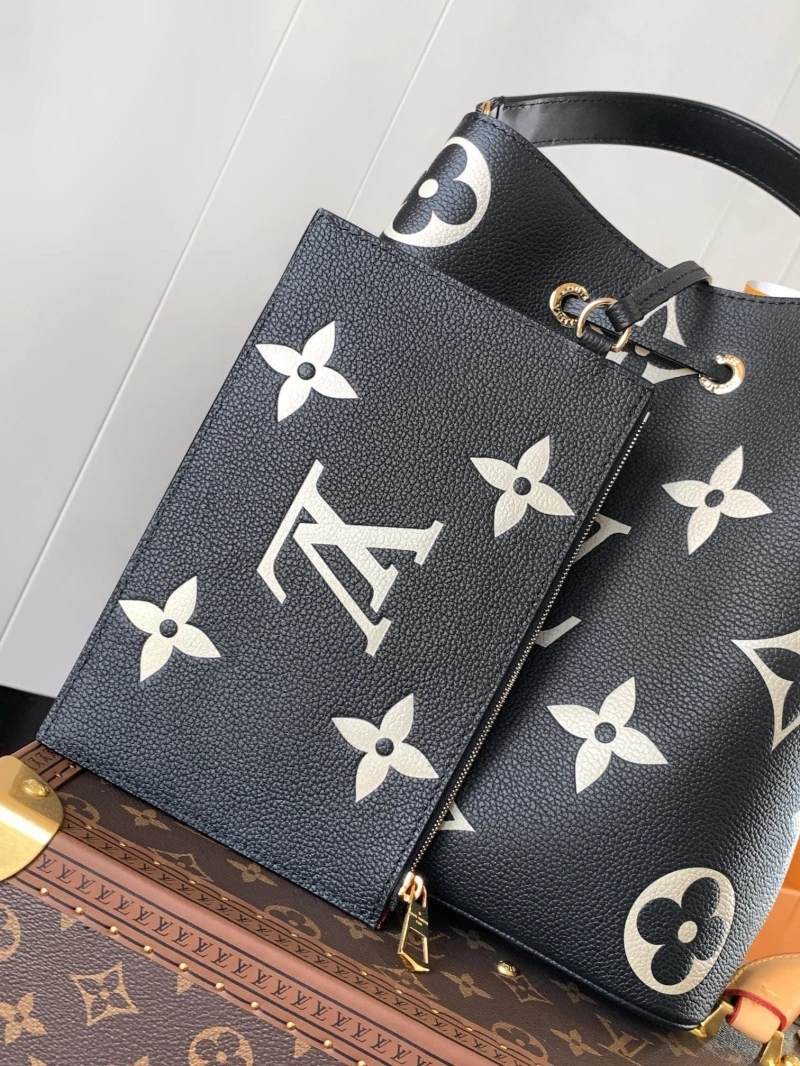 LV Bucket Bags 4194B-0111