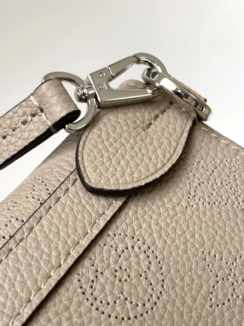 LV Shopping Bags 4194B-0157