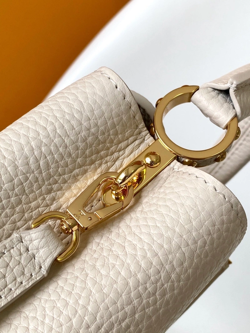 LV Capucines Bags 4194B-0313