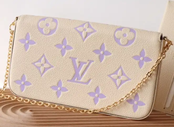 LV Wallets 4206A-0089