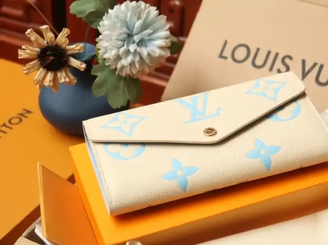 LV Wallets 4206A-0105