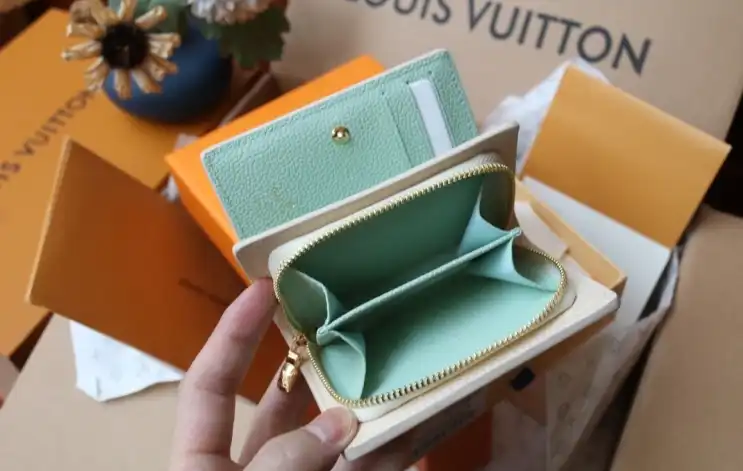 LV Wallets 4206A-0110