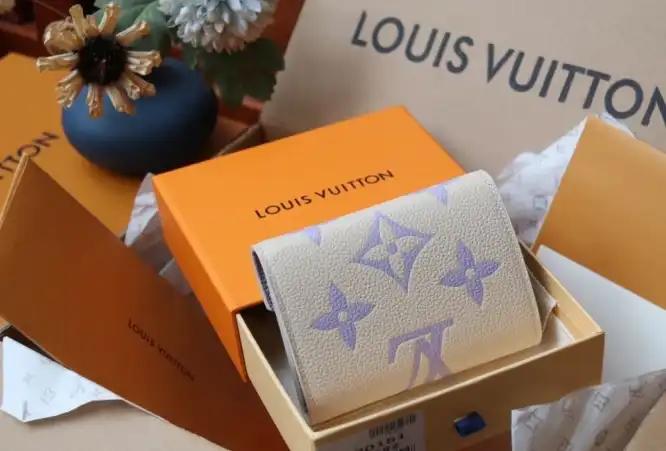 LV Wallets 4206A-0115