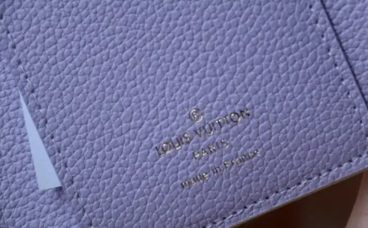 LV Wallets 4206A-0115