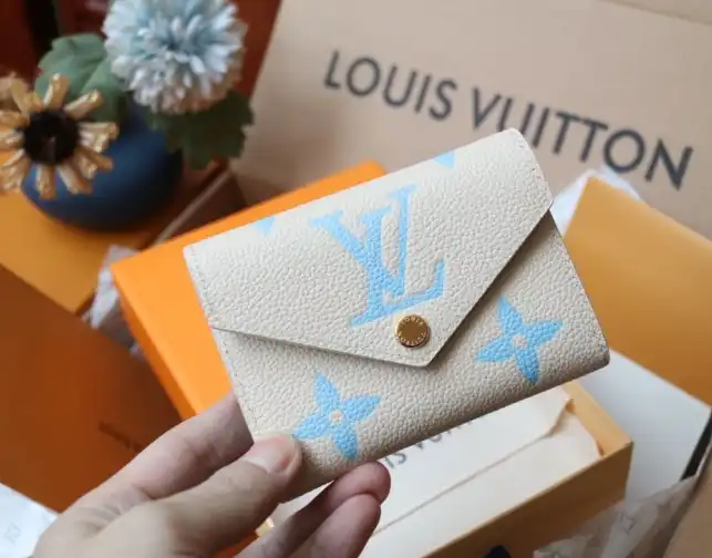 LV Wallets 4206A-0117