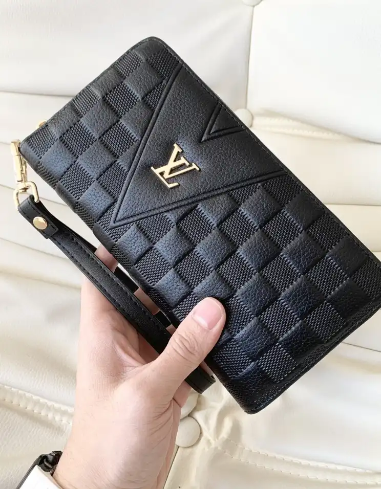 LV Wallets 4206A-2418