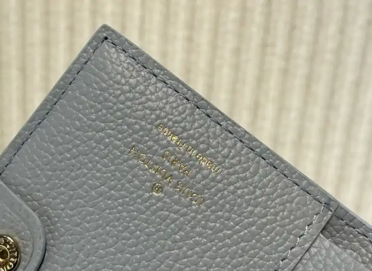 LV Wallets 4206A-2655