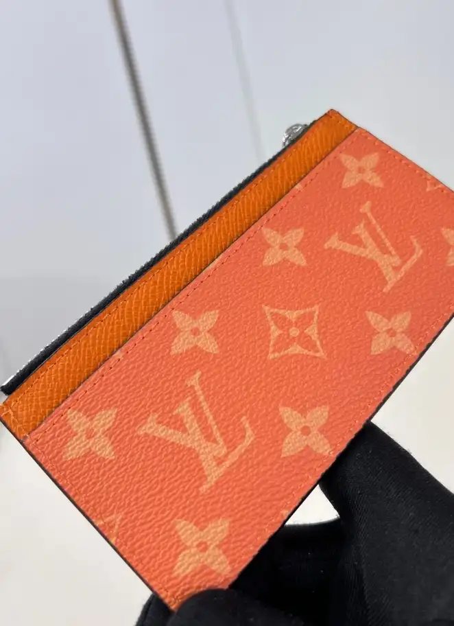 LV Wallets 4206A-3464