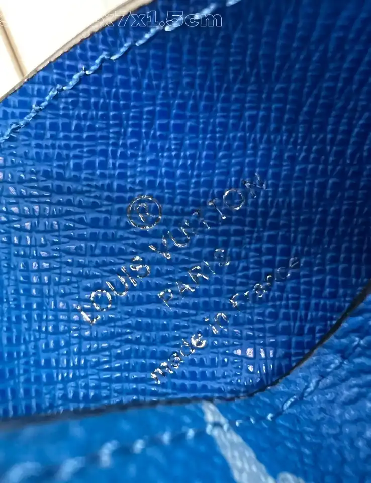 LV Wallets 4206A-3468