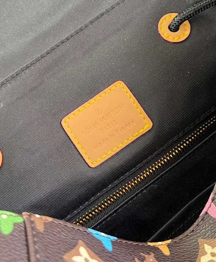 LV Backpacks 4206A-3481