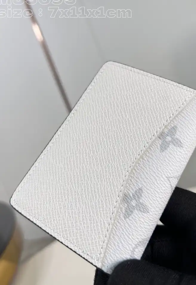 LV Wallets 4206A-3515