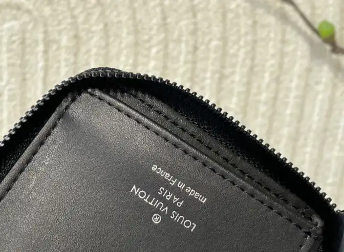 LV Wallets 4206A-4267