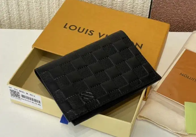 LV Wallets 4206A-4275