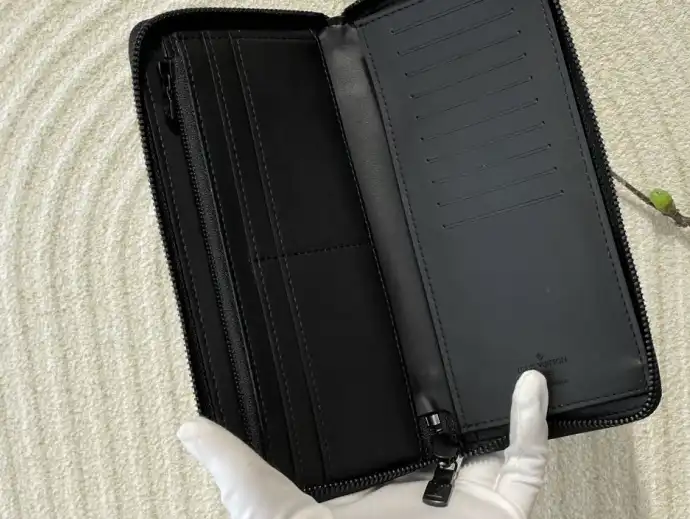 LV Wallets 4206A-4277