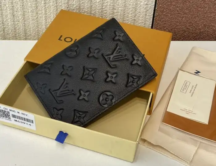 LV Wallets 4206A-4281