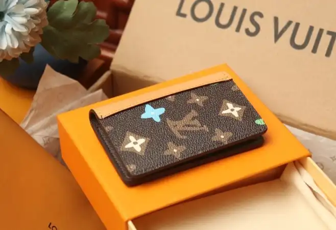 LV Wallets 4206A-4527