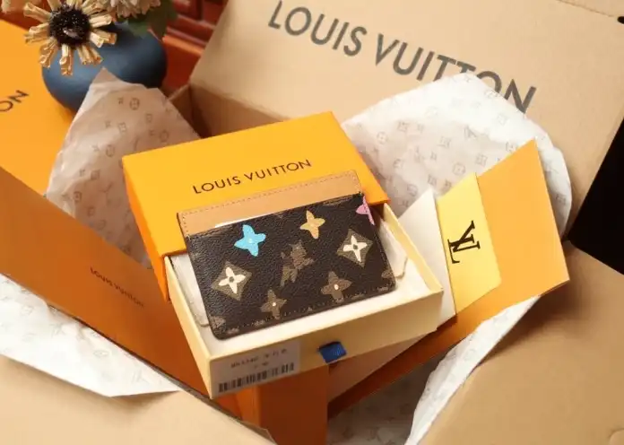 LV Wallets 4206A-4528